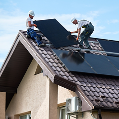 solar panel installation process